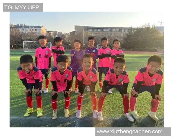 足球明星齐聚一堂畅谈梦想与荣耀的精彩时刻